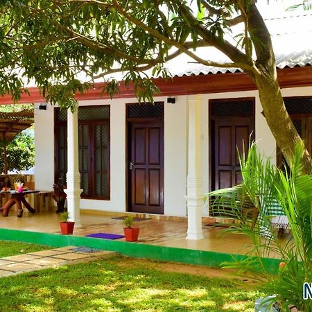 Niduwari Lake Homestay Dambulla Exterior photo